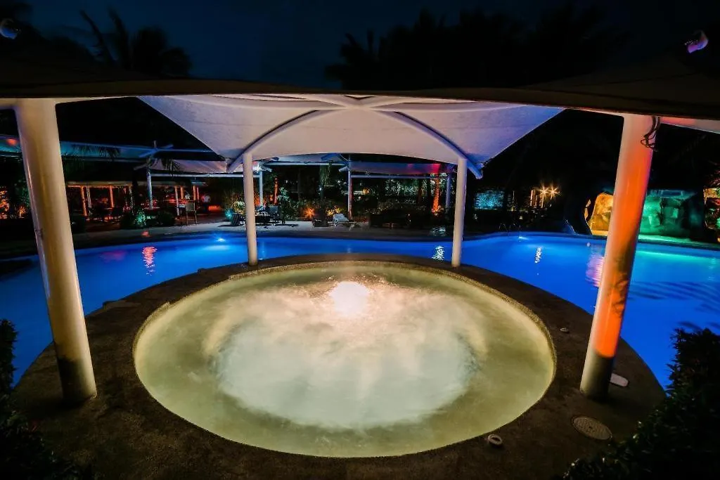 Moonbay Marina The Villas Olongapo 3*,