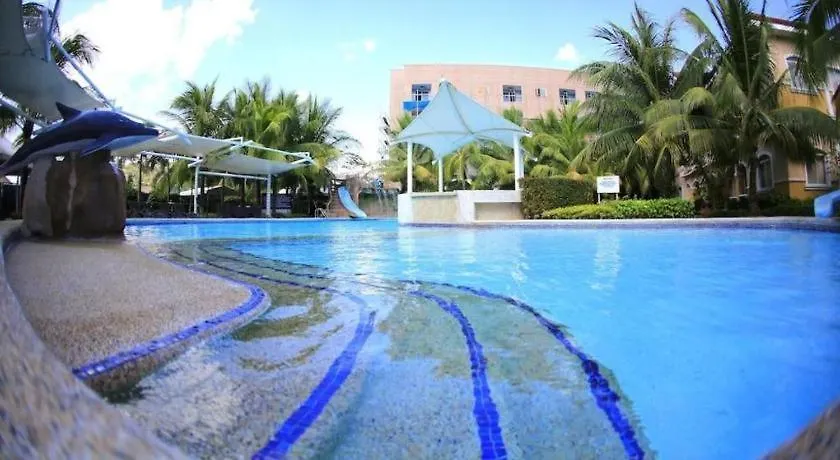 Moonbay Marina The Villas Olongapo 3*,  Filipinler