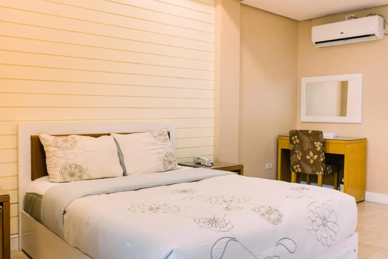 Moonbay Marina The Villas Olongapo Otel
