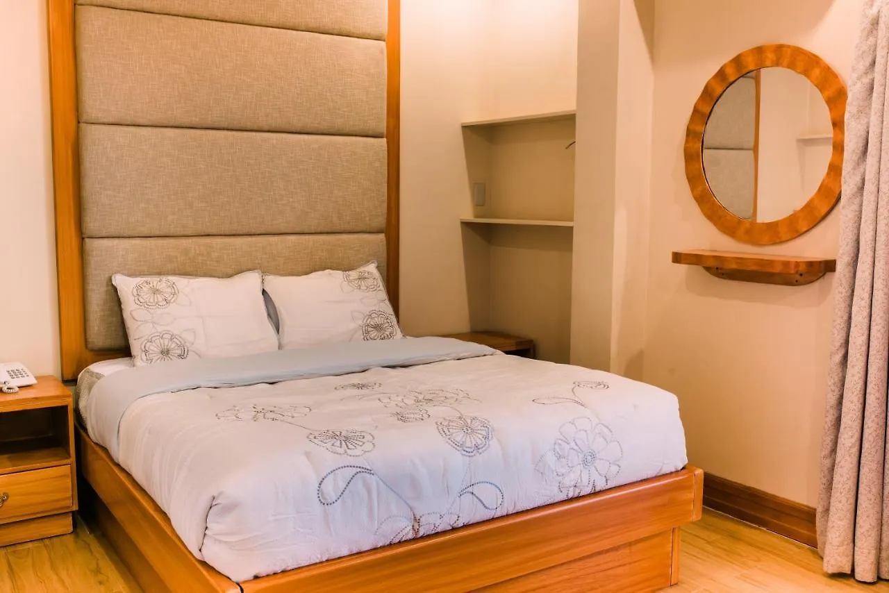 Moonbay Marina The Villas Olongapo Otel